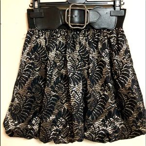 Women’s lace patterned skirt
